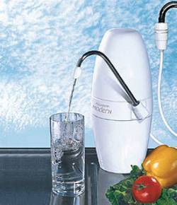 Aquaphor Modern Víztisztító készülék (VTSZ 9018)